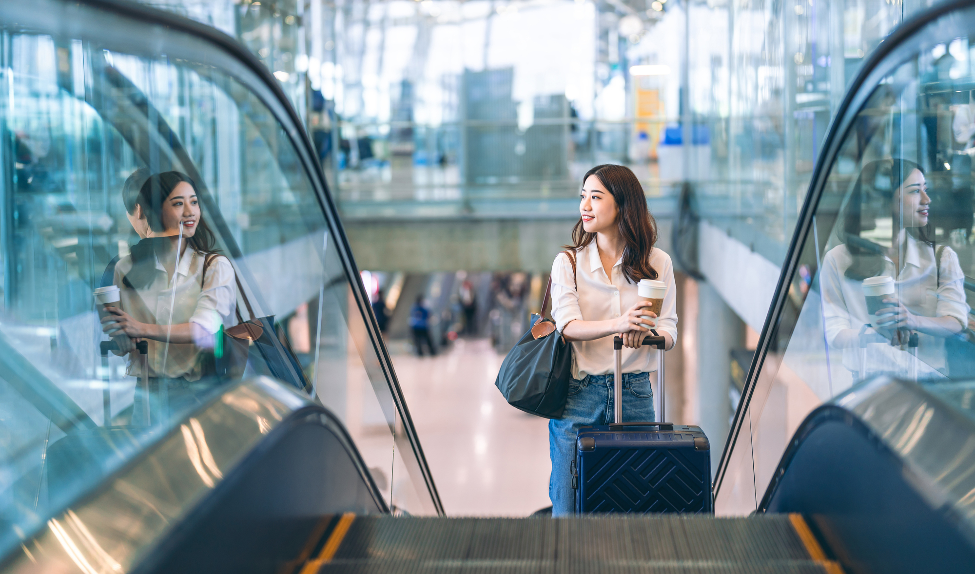 留学生（エスカレーター）